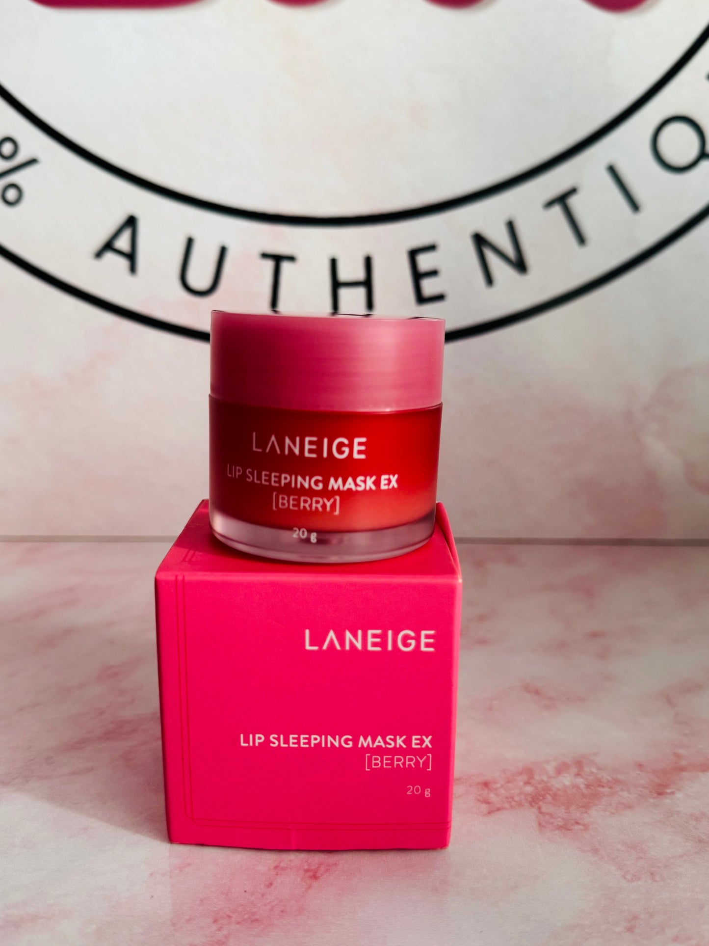 LA NEIGE sleeping mask